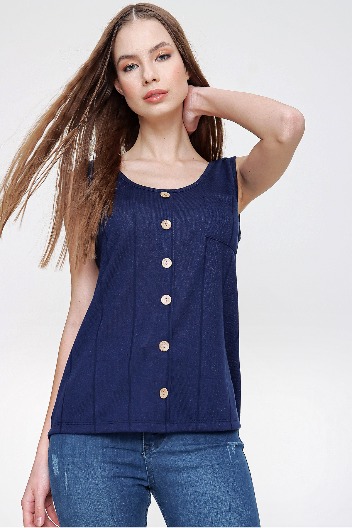 https://customers.birissine.com/public/uploads/product_gallery/700-3134_004 (1).jpg
